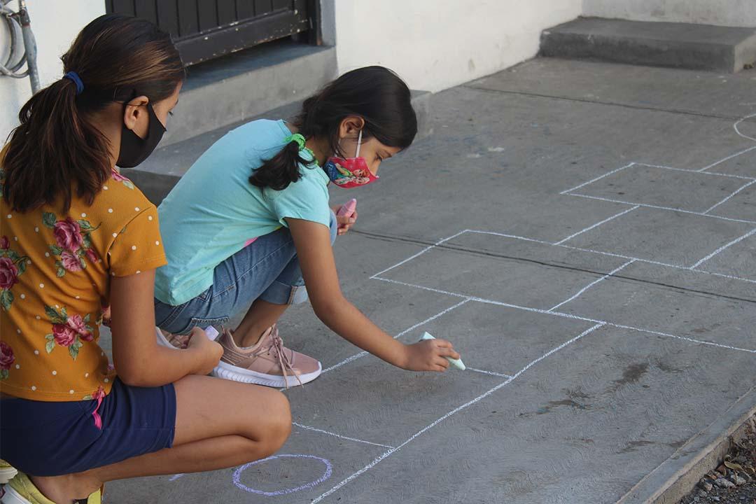 CABAÑA POR LA INFANCIA